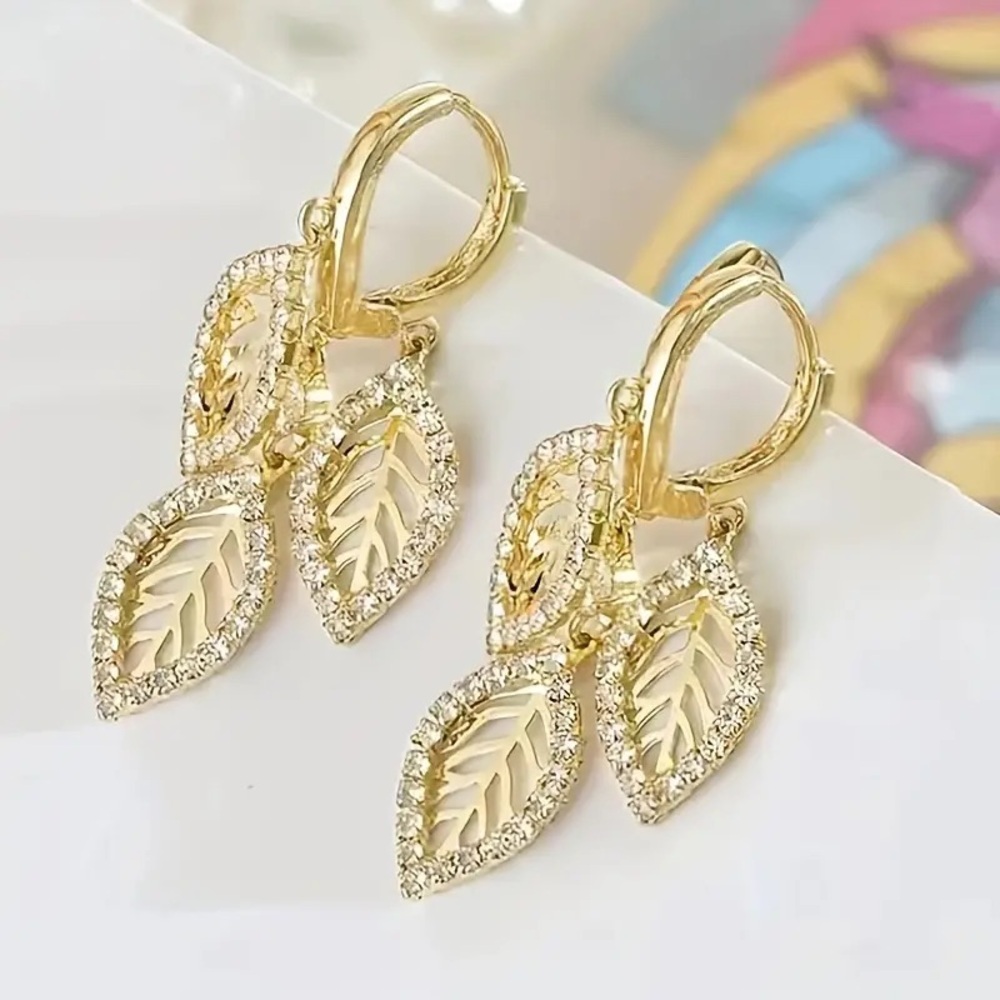 Gold plated Elegant Gold Leaf Drop Earrings